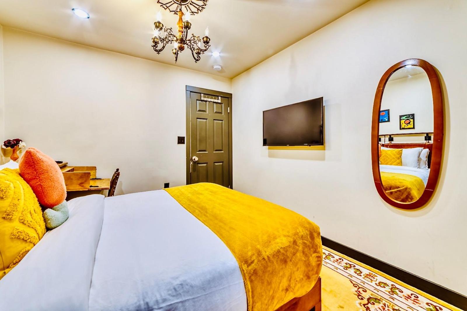 Neocolonial Nouveau Kensington Vacation Home แวนคูเวอร์ ภายนอก รูปภาพ