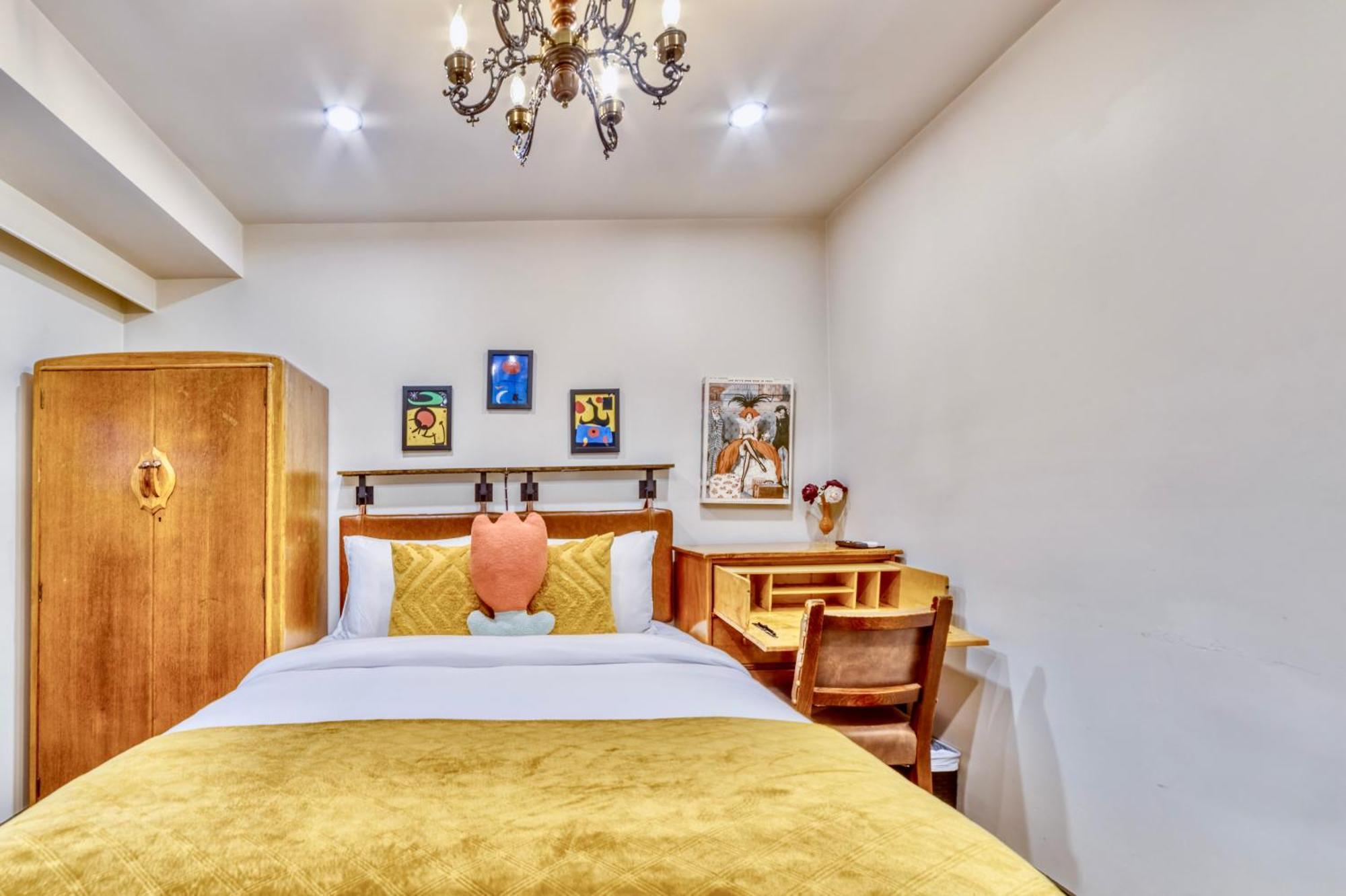Neocolonial Nouveau Kensington Vacation Home แวนคูเวอร์ ภายนอก รูปภาพ
