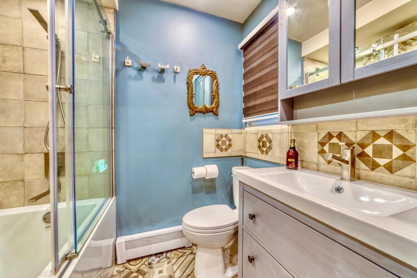 Neocolonial Nouveau Kensington Vacation Home แวนคูเวอร์ ภายนอก รูปภาพ